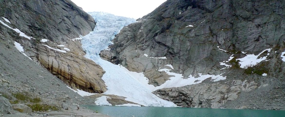 O Glaciar Briksdal de Nordfjordeid